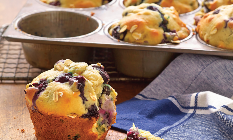 Paula Deen Cuts the Fat, 250 Favorite Recipes All Lightened Up, Exclusive: Oat Muffins with Blueberries