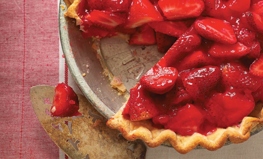 Paula Deen Cuts the Fat, 250 Favorite Recipes All Lightened Up, Exclusive: Old-Fashioned Strawberry Pie