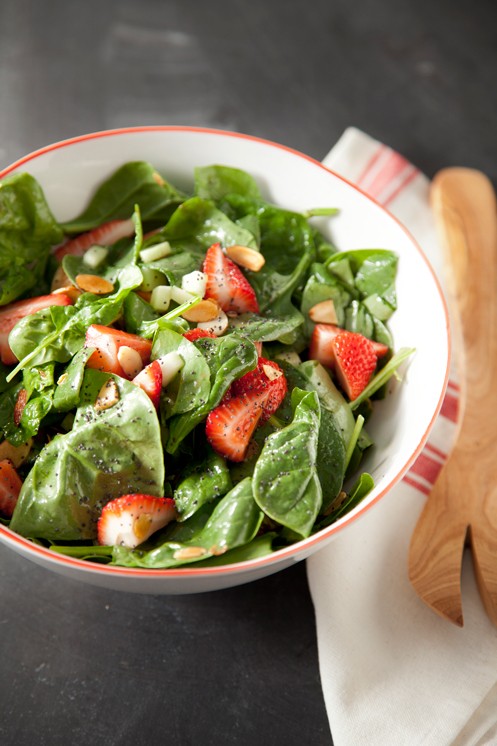 Spinach and Strawberry Salad Thumbnail