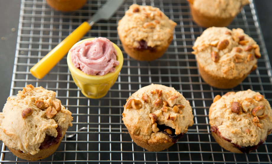 How to Make PB & J Muffins the Kids will Love