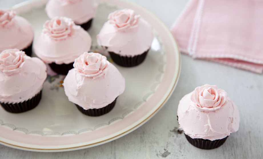 Frosting Skills: Beautiful Rose Petal Cupcakes