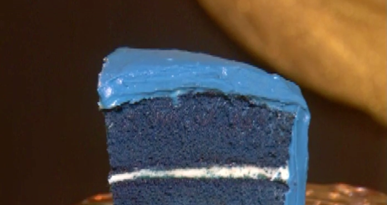 Blue Velvet Cake Thumbnail