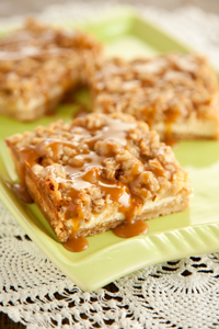 Caramel Apple Cheesecake Bars With Streusel Topping Recipe