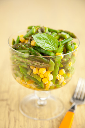 Corn and Asparagus Salad Thumbnail