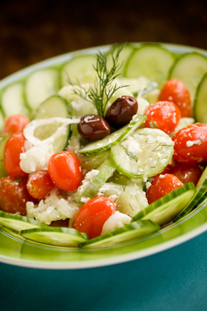 Creamy Greek Cucumber Salad Thumbnail